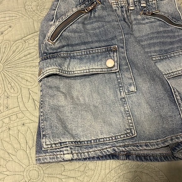 Free People We The Free 24 Denim Pocket / Zipper Skirt - Size 24 US - Picture 7 of 16